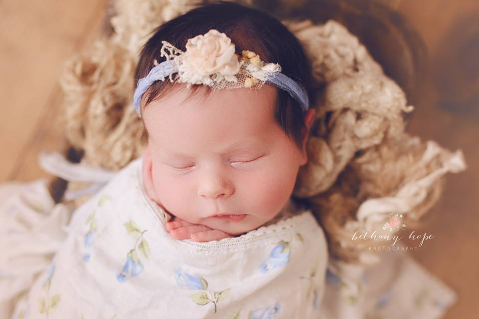 Little girl blue - How sweet is this?! I'm so obsessed with Kendall's session.