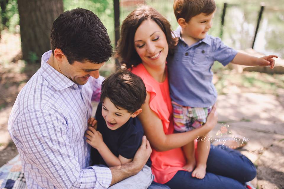 TGIF :) These are my favorite kind of family photos.