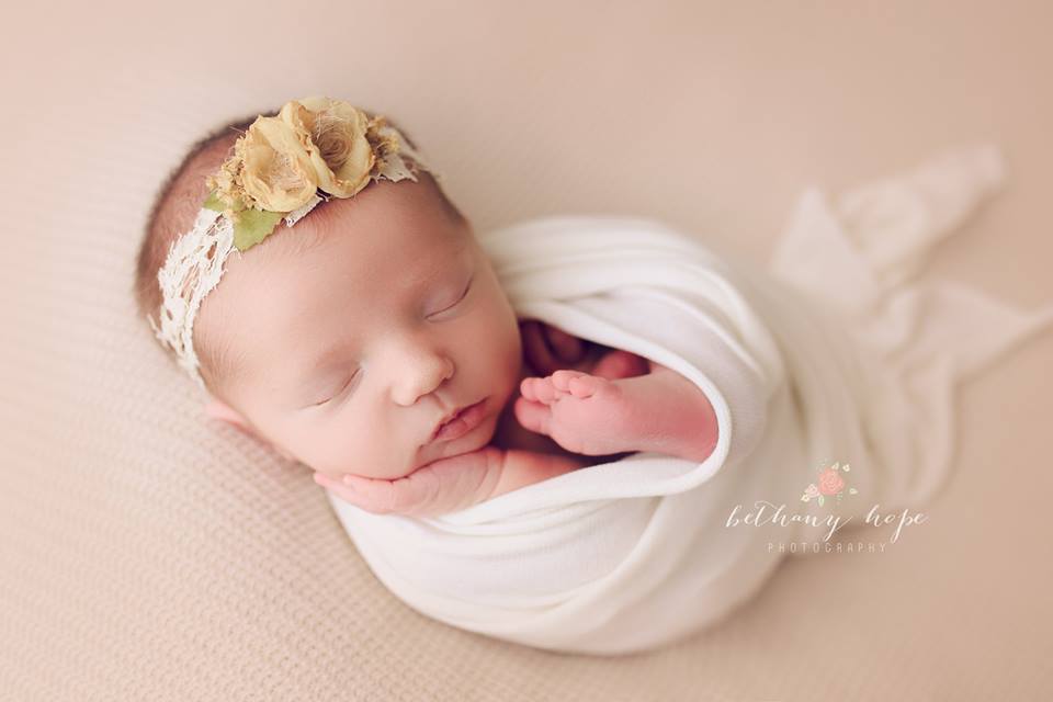 Margo <3 delicious & sweet little sprinkle ;) It was an honor to photograph a fellow photographer's newborn <3 