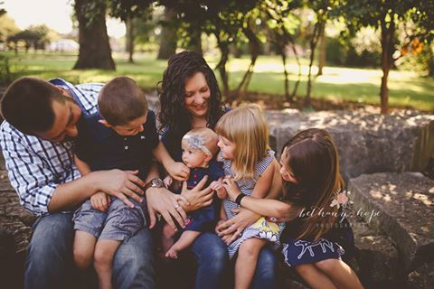 Don't wait to schedule your family fall photos.. <3 