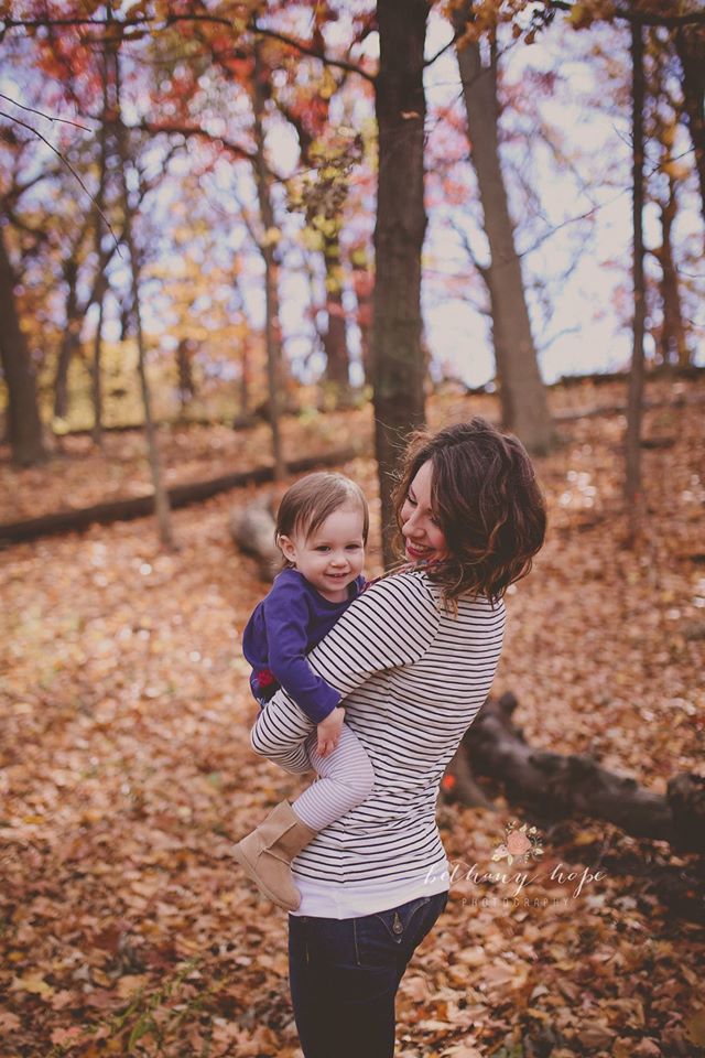 It's officially FALL :) Don't forget to schedule your fall family session :) And pleaaase don't wait! Most weekend spots for October are taken, so hurry hurry 