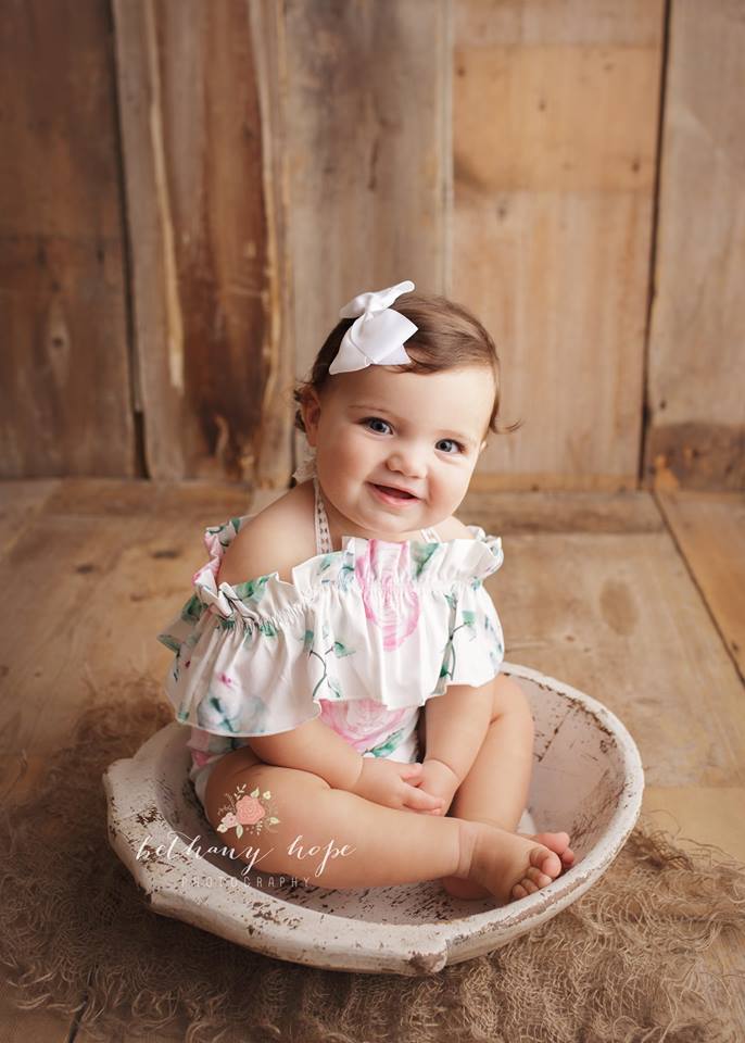 A littttttle obsessed with sitter sessions right now <3 I have tons of adorable outfits for both boys & girls of all sitter size range! Email to book: infobethanyhopephoto@gmail.com <3 