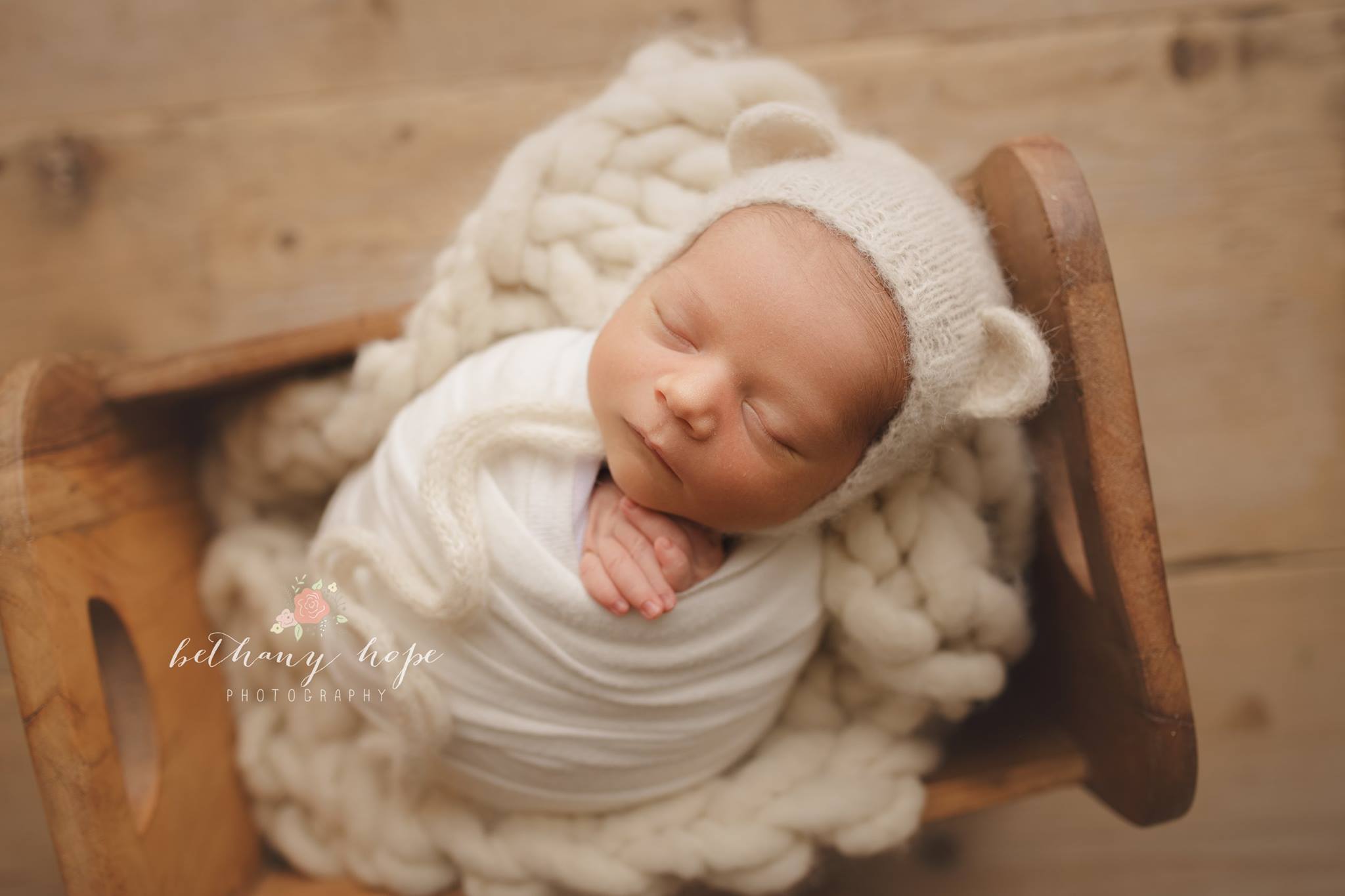 If you're a newborn photographer, you NEED this bear hat. Like... need. <3