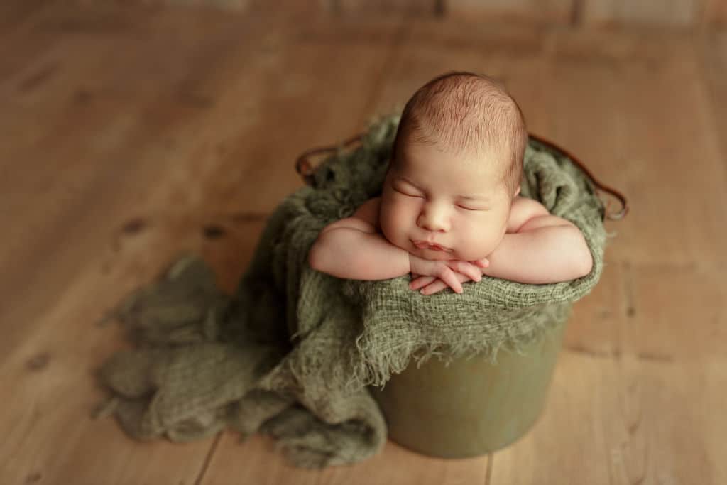 Chicago newborn photographer