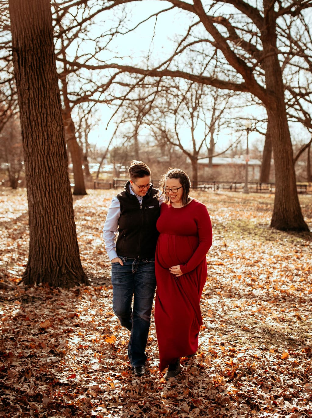 Ellie Kristy I Gorgeous Outdoor Chicago Maternity Session Bethany Hope Photography 