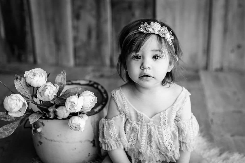 black and white baby photo in Chicago studio