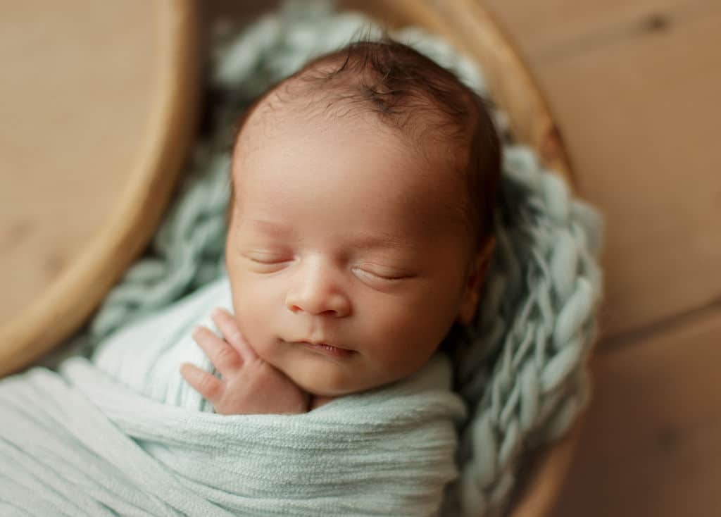 Chicago area newborn photographer