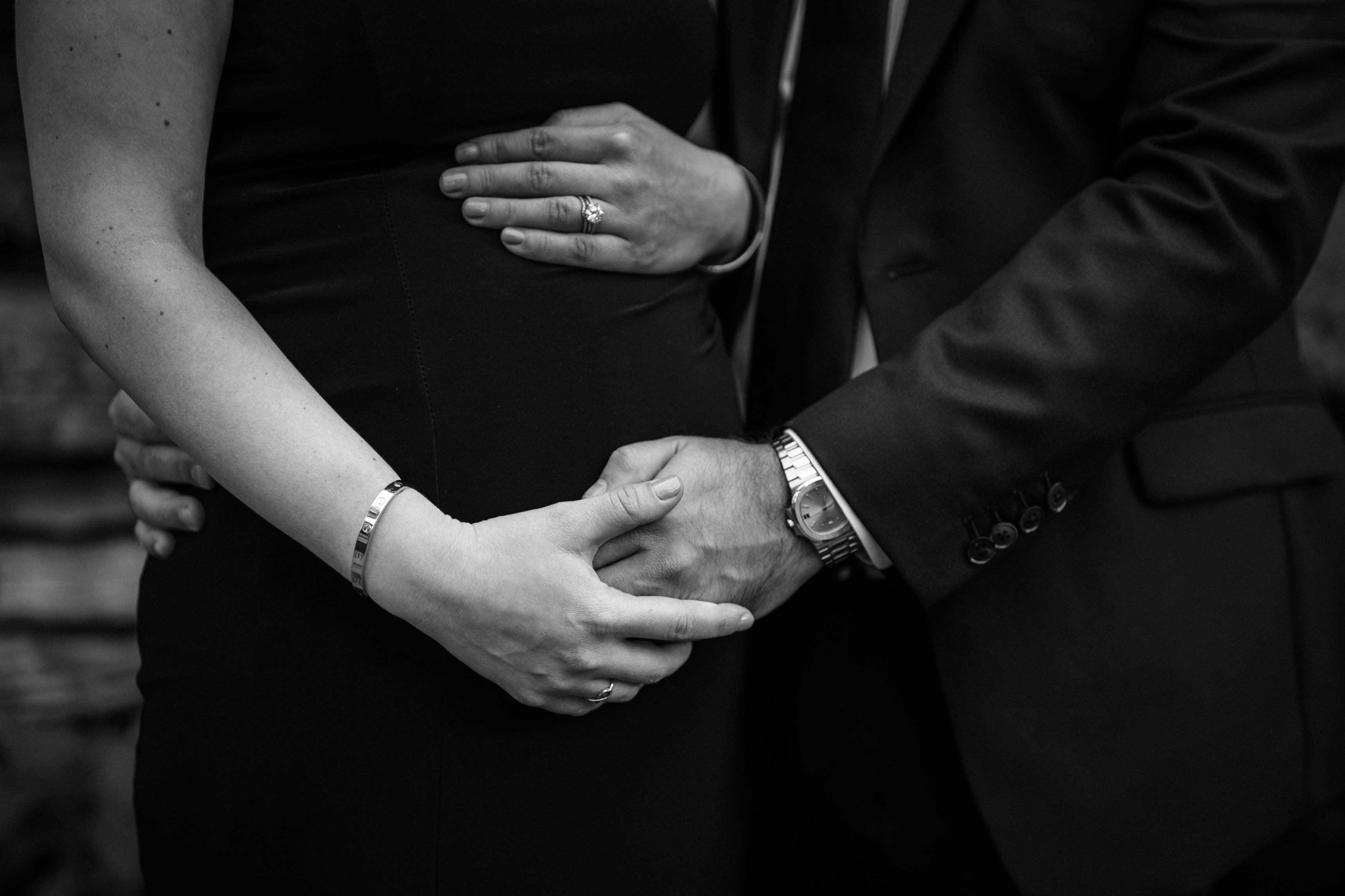 black and white maternity belly shot