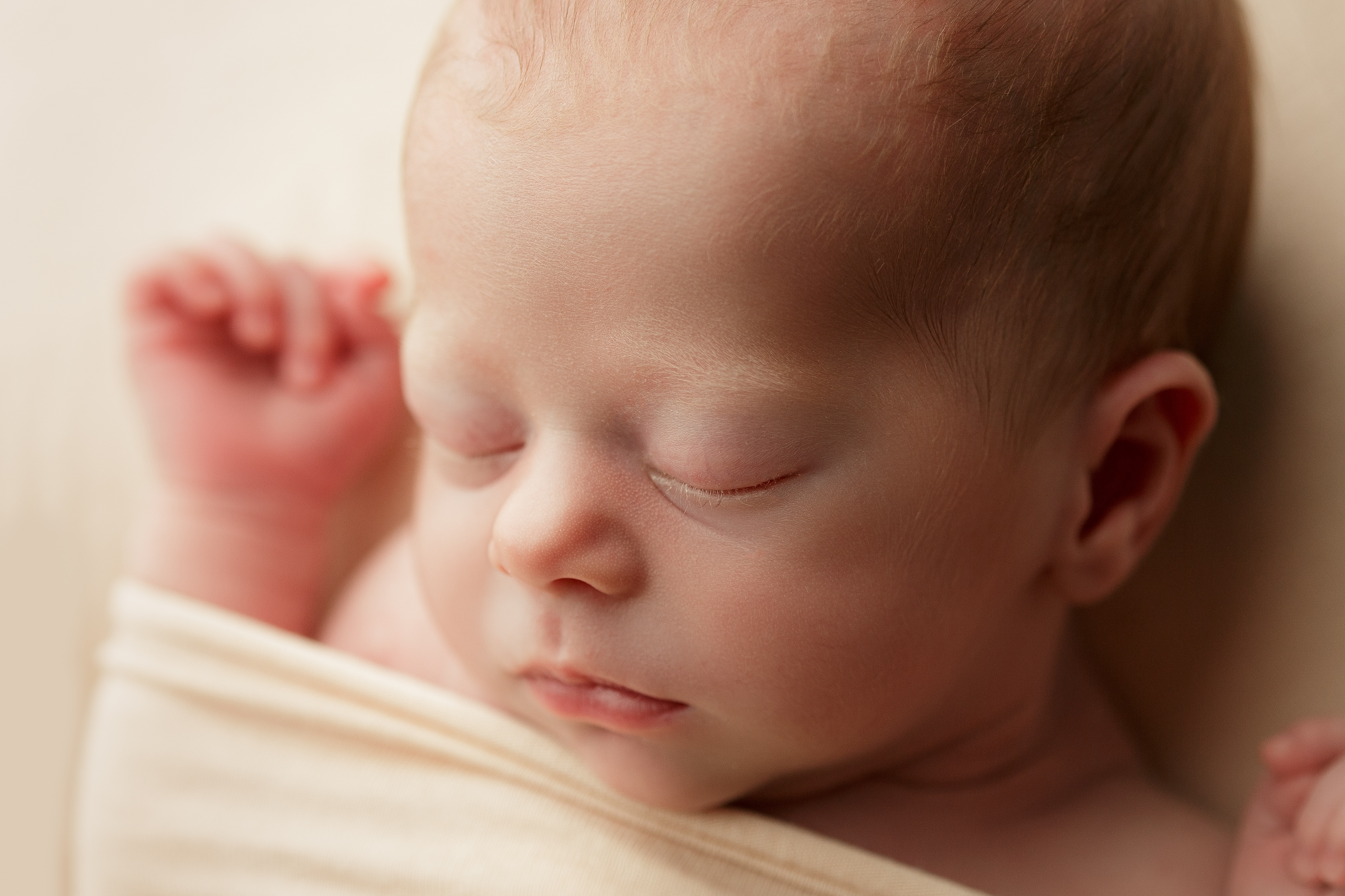 macro lens on newborn girl