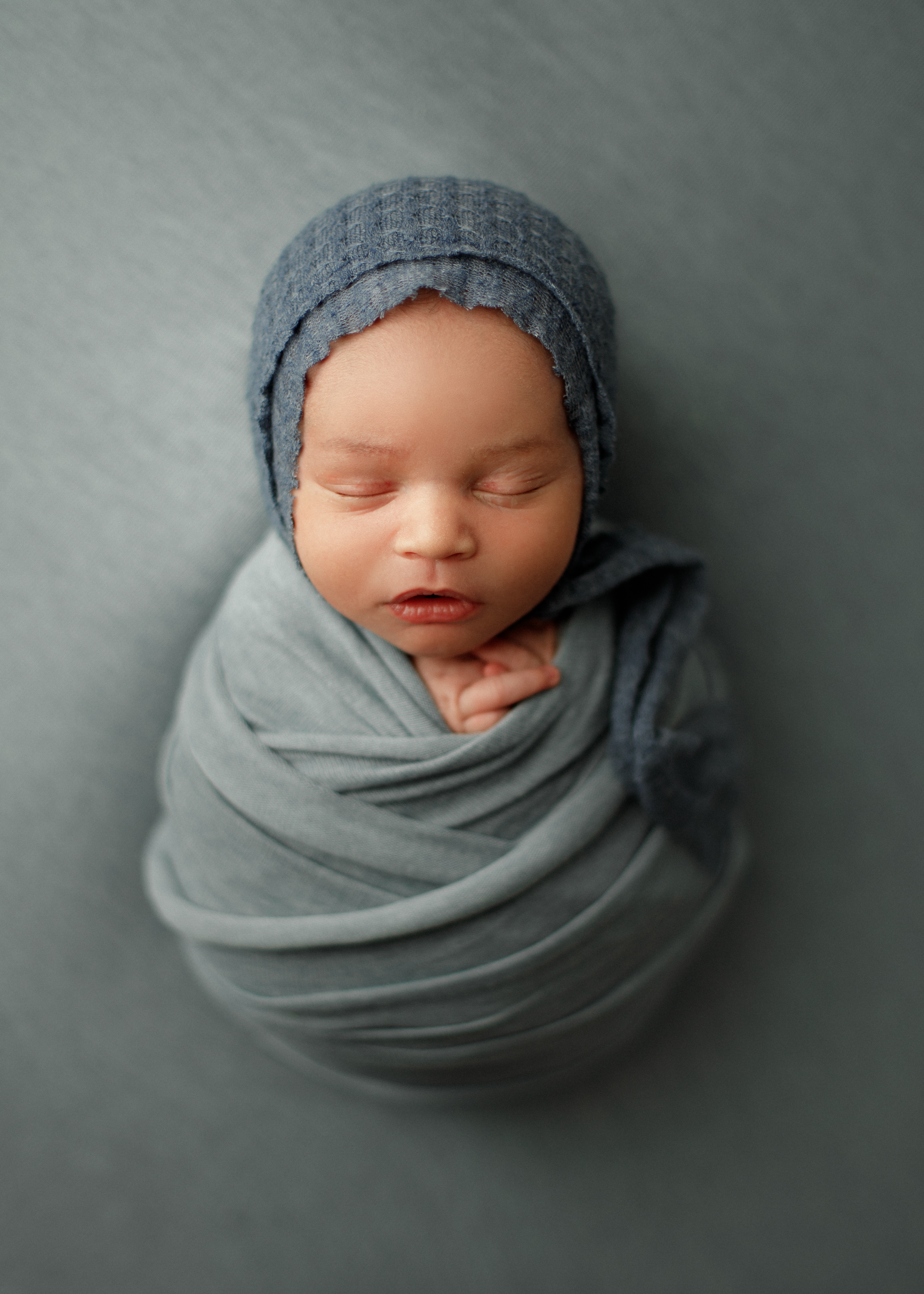 Chicago newborn photographer