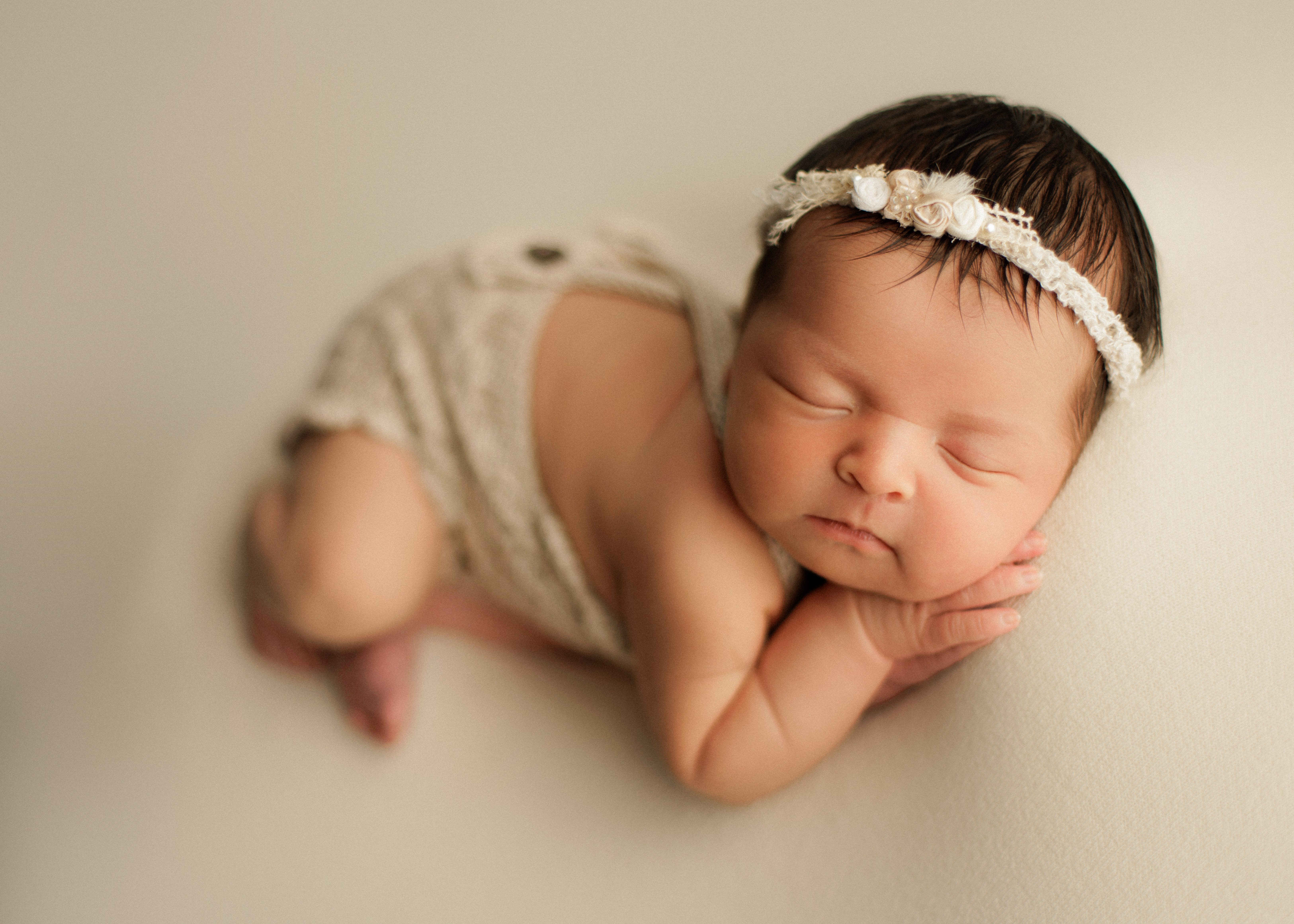 posed newborn photography Chicago