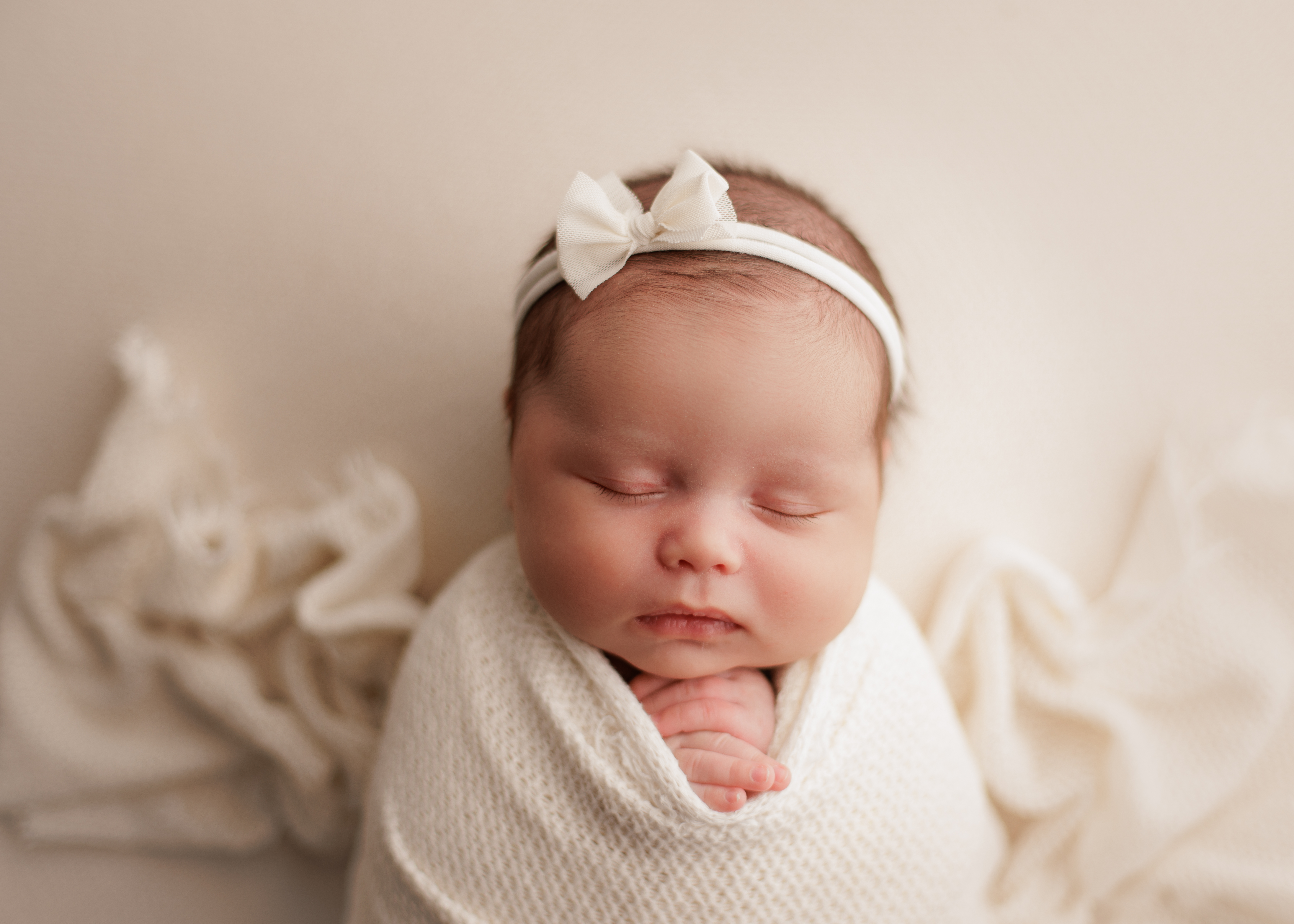 beautiful newborn baby photo shoot Chicago