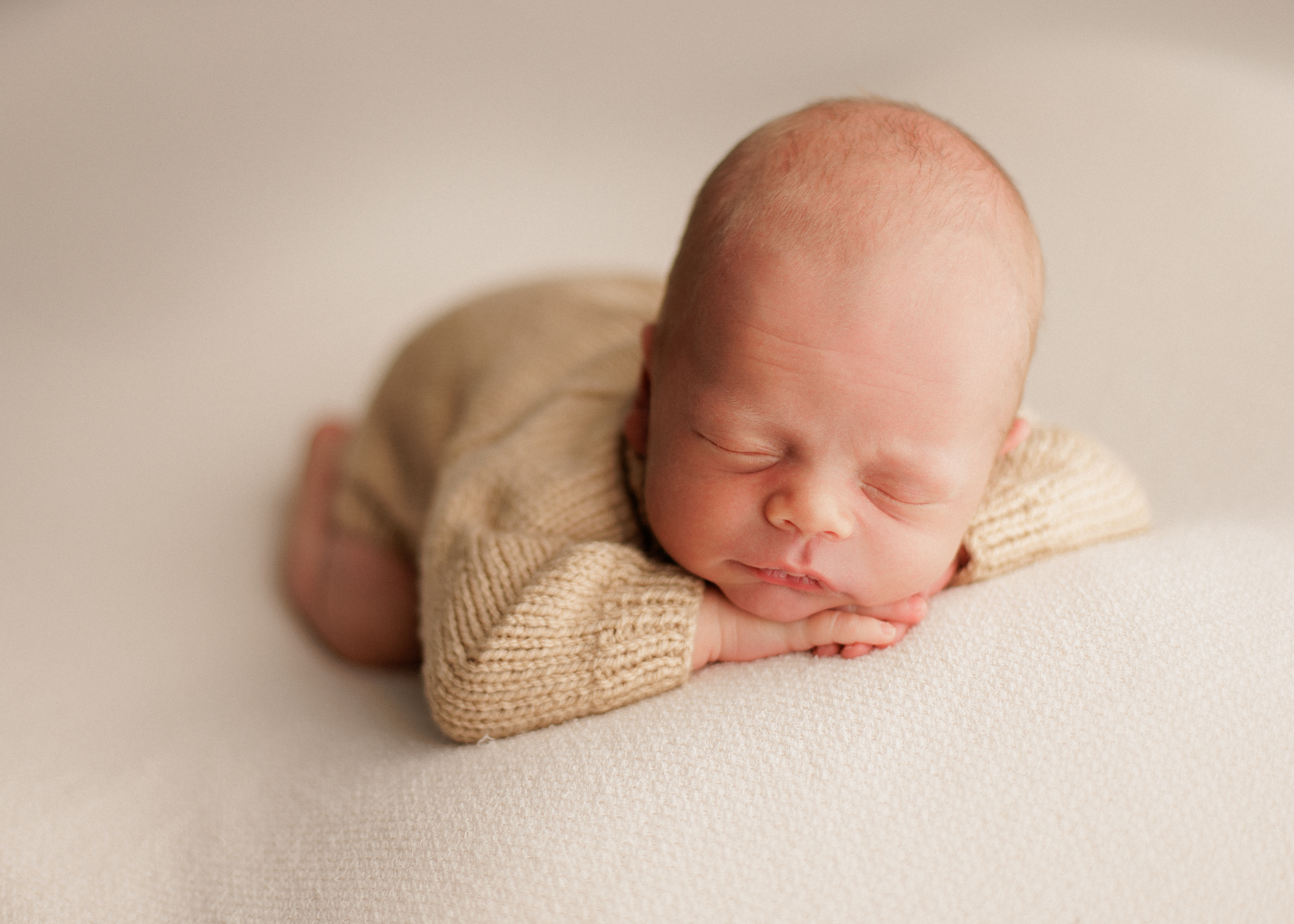 Chicago newborn photographer